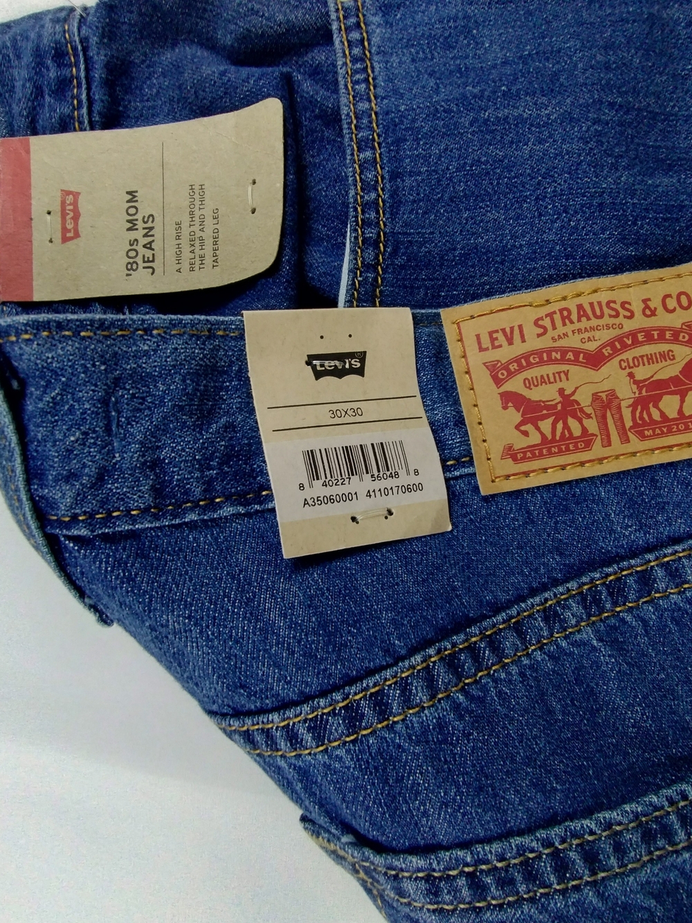 Levi's 80's Mom Jeans